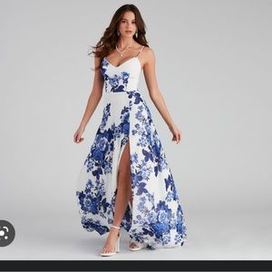 Windsor Store Kiana Floral Chiffon A-Line dress, size 3/4